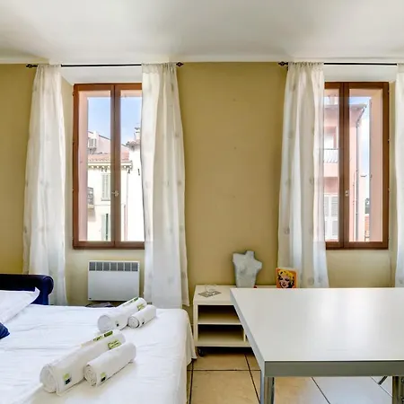 公寓 Upstays Suquet 40m2 Near Palais *